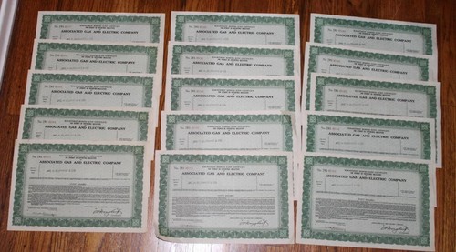 Lotto 15pz Azienda Gas ed Elettrica Associata Anni 30 Stock Scrip Certificato NY - Foto 1 di 3