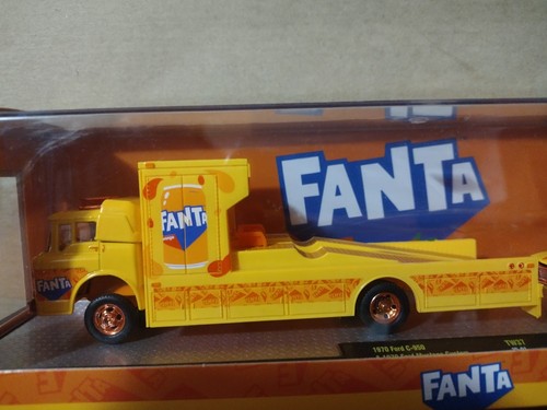 M2 Haulers 1970 Ford C950 & 1970 Ford Mustang Custom Orange Fanta Chase 750 Pcs - Picture 2 of 9