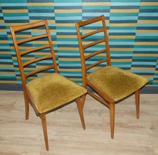 Set von 2 Stück 60er Jahre Stuhl Eßzimmerstuhl Sprossenstuhl feine Lehne sixties