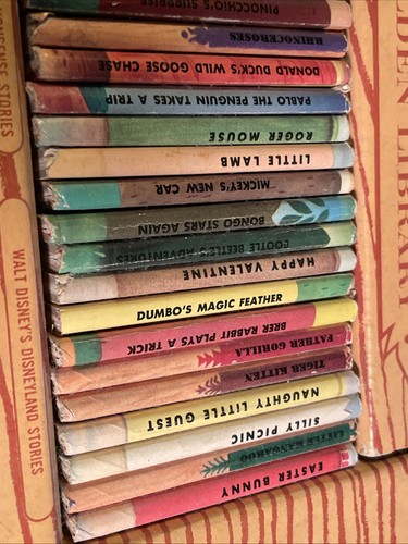 1964 TINY GOLDEN LIBRARY Miniatur Bücher Komplettsatz 36 Disney Dumbo Bambi - Bild 4 von 6