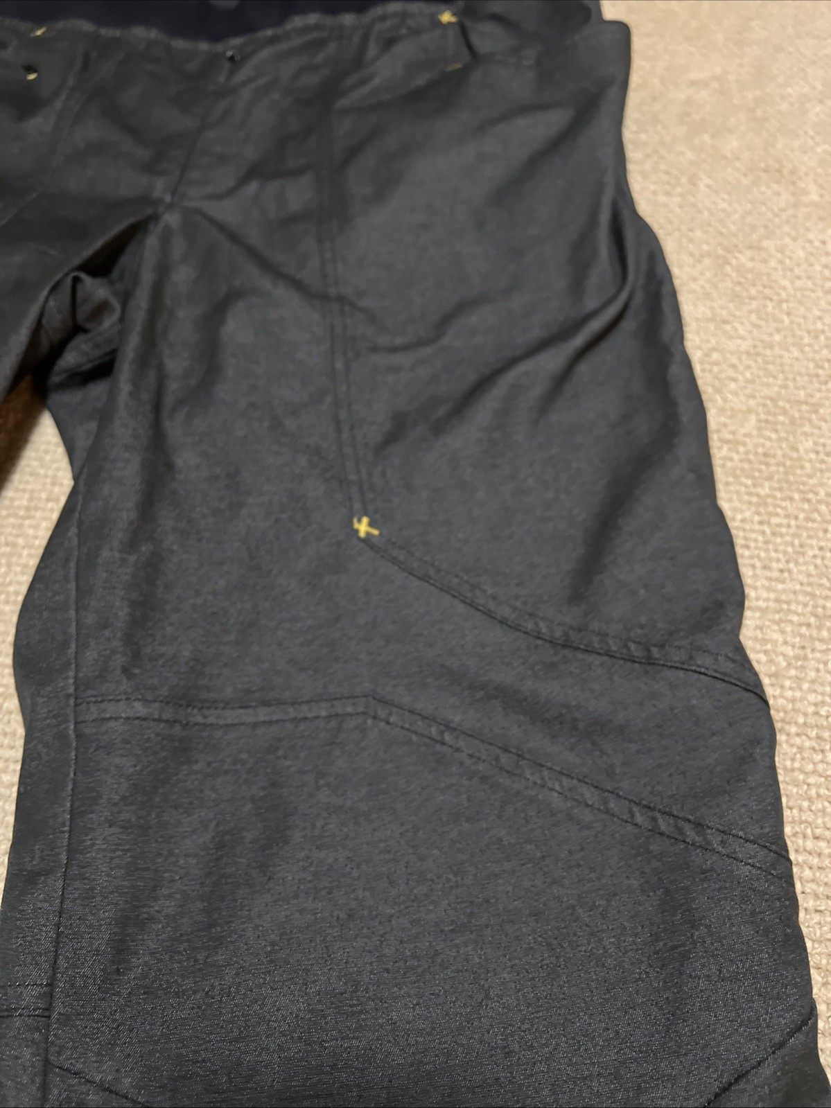 Picture 5 of 9