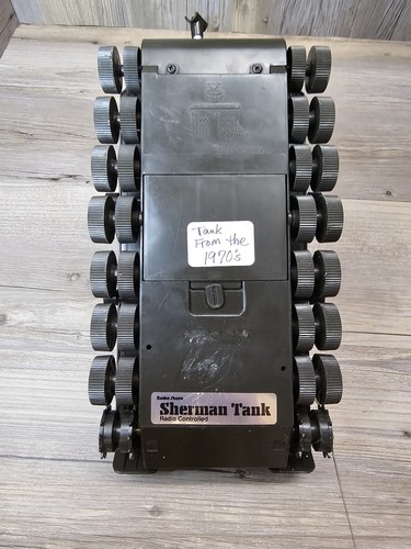 Sherman Tank 60-4059 Radio Controlled Radio Shack 1985 Works No Tracks - Picture 10 of 13