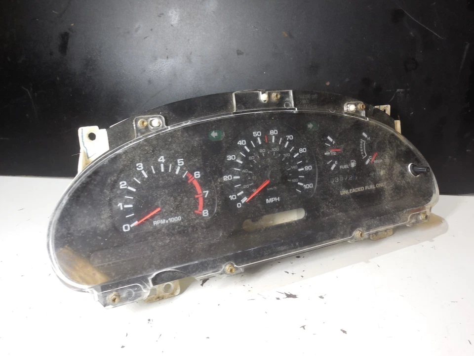 Cuadro de instrumentos F3XF-10C956-A XF-10894 BC 96-98 Mercury Villager Foto 4 de 4