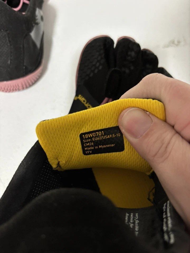 Vibram Mujer Cinco Dedos Zapatos Descalzos, Negro/Rosa Claro, 18W0701, EE. UU. 9.5 Nuevos Foto 4 de 4