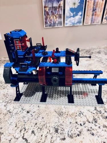 LEGO Space Lock-Up Isolation Base Space Police 6955 Set Vintage 1989