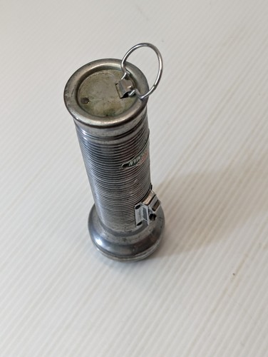 Rayovac Sportsman Flashlight Vintage Silver - 'D' Batteries (not included) 7" - Picture 5 of 7