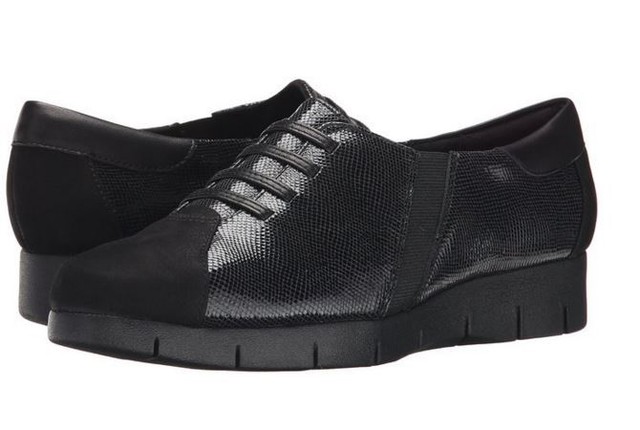 clarks black flat shoes