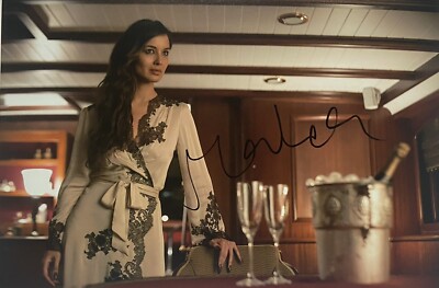 Berenice Marlohe signiert BOND Skyfall Foto Unterschrift Autogramm signed (26)