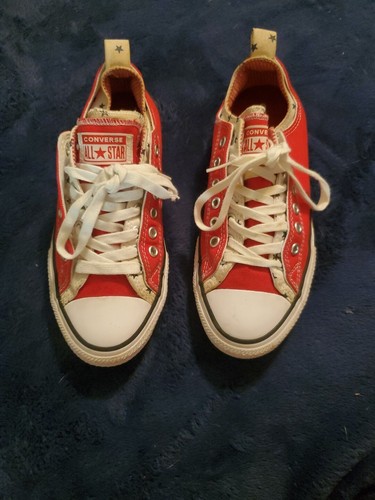 CONVERSE Chuck Taylor ALL STAR Red Low Stars Sneakers , Size 5 EC - Picture 2 of 8
