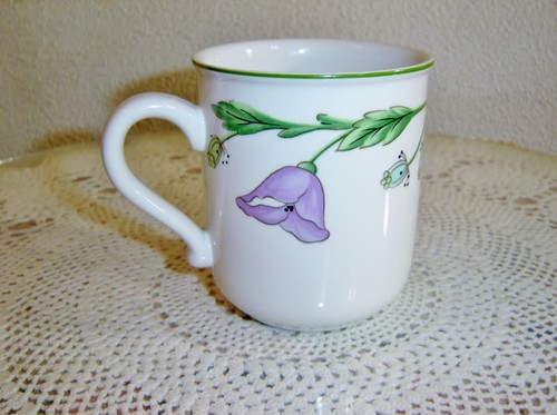 Villeroy & Boch Amapola 3 1/2 inch Mugs 1978-2001 - Picture 2 of 4