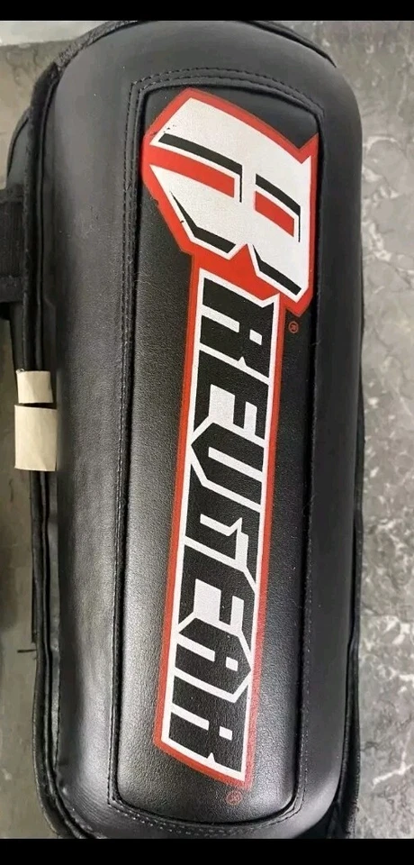 Espinilleras de gel Revgear con empeine (talla S) MMA Muay Thai artes marciales Foto 2 de 4