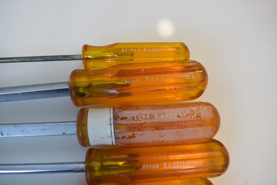 Xcelite Tools USA lot of 13 Screwdrivers and Nut Drivers Phillips and Flathead - Image 4 of 4