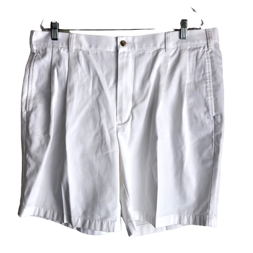 Jos A Bank Traveler Mens Chino Khaki Shorts 38"W White 100% Cotton Pleated Front