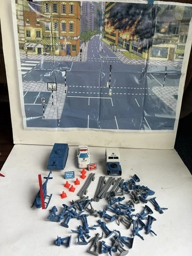 Hing Fat City Police Play set & Accessories Plastic Toys (B3)