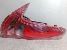 RÜCKLEUCHTE AUßEN LINKS / 50555 FÜR PEUGEOT 206 SW 2E/K 1.4