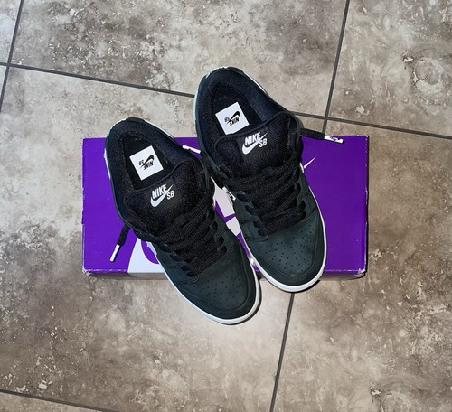 Size 7.5 - Nike Zoom Dunk Pro SB Low Black Gum - Picture 2 of 8