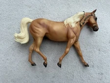 Breyer Horse #1172 Southern Sunrise Palomino Missouri Fox Trotter Hall of Fame