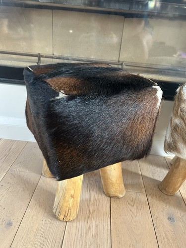 Goat Hide Fur Genuine Footstool Regular Table Stool 42x33cm Timber Footings - Picture 12 of 13