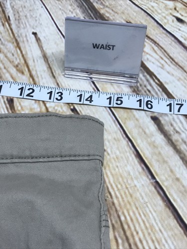 Wrangler Boys Khaki Shorts Regular Size 18 adjustable waist Walking Camping - Picture 3 of 5