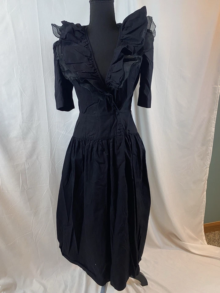 Vestido De Colección Años 80 Rickie Freeman Para Teri Jon Negro Poeta Cuello Volantes Talla 8 Foto 2 de 4