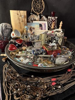 10Lbs Vintage 2 Now Estate Junk Drawer coins jewelry keys trinkets Untested ect