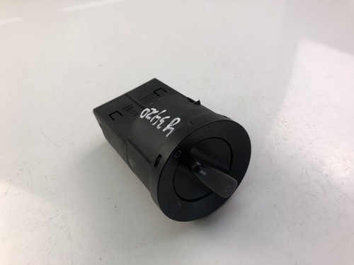 VW BORA 1J2 Scheinwerferschalter 1C0941531 14626839
