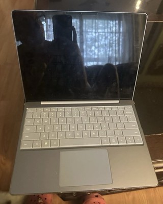 Microsoft Surface Laptop