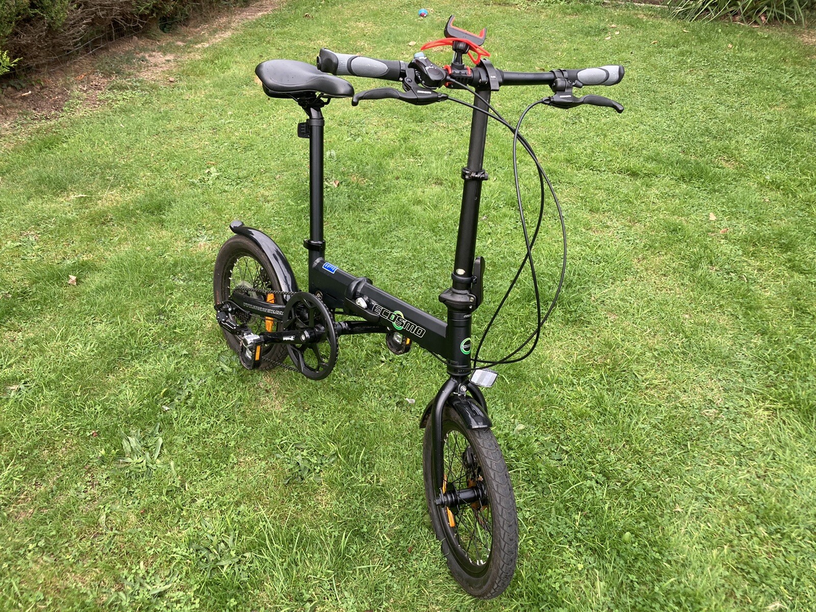 Ecosmo 16 inch folding bike , comes with new ergonomic grips and phone