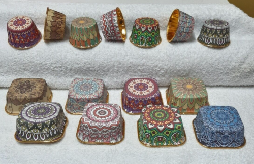 10xPleated Round/Square Baking Cases Cupcake Muffin 8 Mandala Designs New Stock - Picture 2 of 30