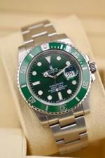Rolex Submariner 116610LV Hulk 40mm Green Full Set 12m Warranty