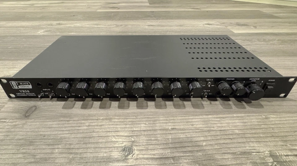 Slate Digital VRS8 Thunderbolt Audio Interface with cables included - Image 4 of 4