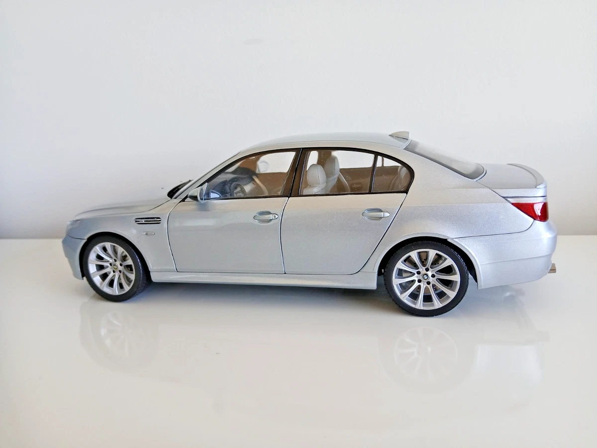 Kyosho BMW 1:18 Contemporary Manufacture Diecast Cars, Trucks