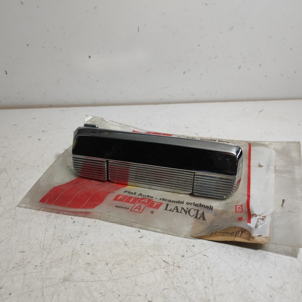 AußEngriff EröFfnung Anschluss Hinten Rechts Fiat 127 Seat Original 3912772-image