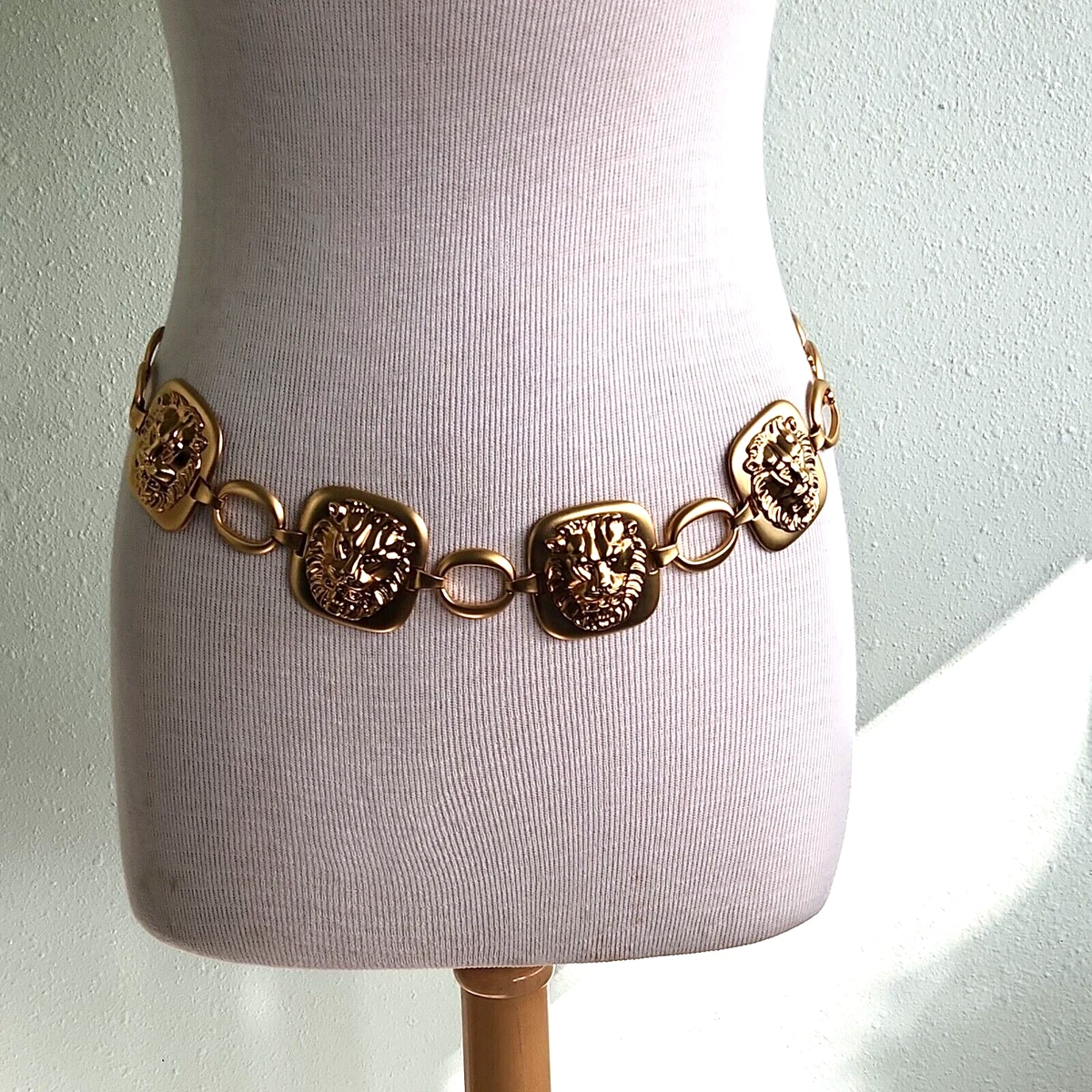 Hip belt hotsell chain