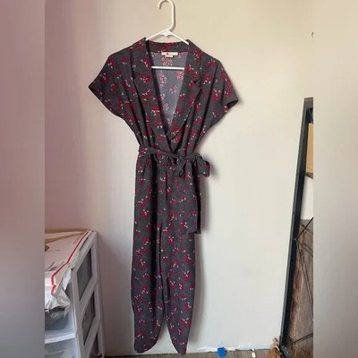 Boden Frederica Jumpsuit in Navy and Red Daisy Field Size 8
