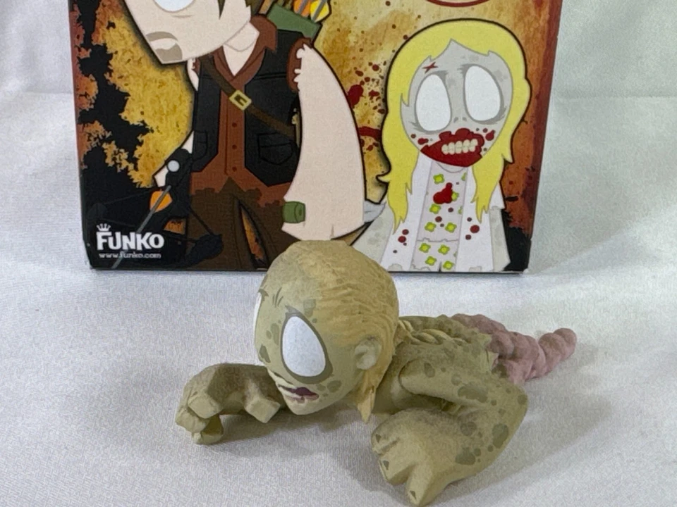 Funko Mystery Minis Walking Dead Serie 1 Bicicleta Niña Figura Vinilo Suelta con Caja Foto 3 de 4