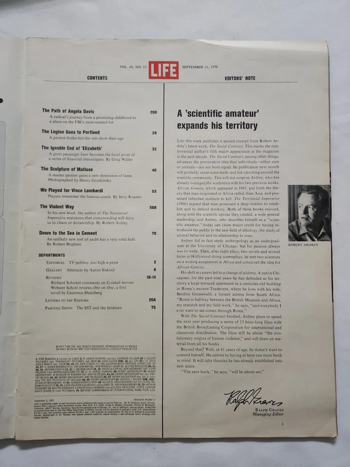 1970 Sept 11 LIFE Magazine Making of Fugitive Wanted FBI Angela Davis (MH203-2) - Image 2 of 3