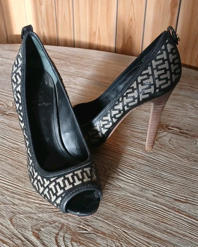 Scarpe Tory Burch Monogram tacco alto tela e pelle taglia 7 M