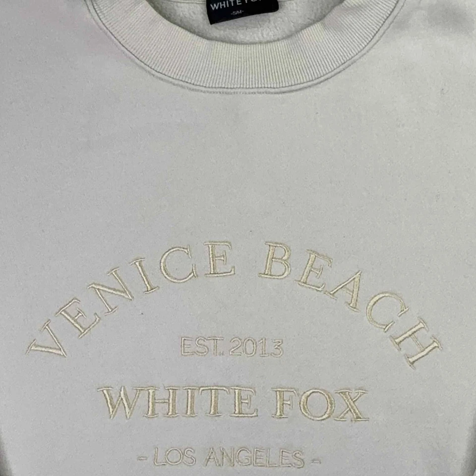 White Fox Sweatshirt Womens Size S/M Cream Embroidered Logo Venice Beach Preppy - Image 3 of 4