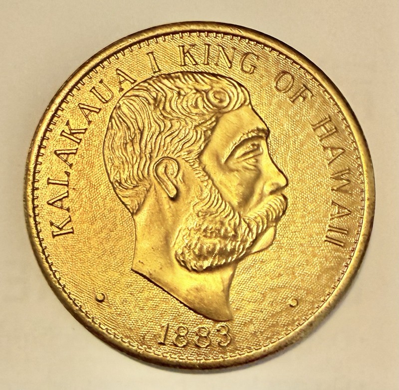 1883 Gold Tone Kalakaua King of Hawaii commemorative Token Medal Circa 1980 UNC