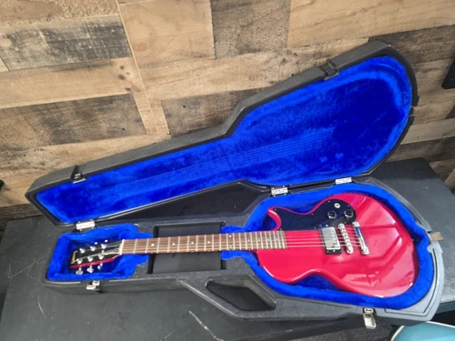 1986 GIBSON LES PAUL MELODY MAKER. Ferrari Red W/Ohsc. 