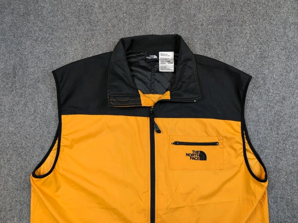 Colete externo The North Face vintage amarelo e preto corta-vento concha GG - Imagem 2 de 4