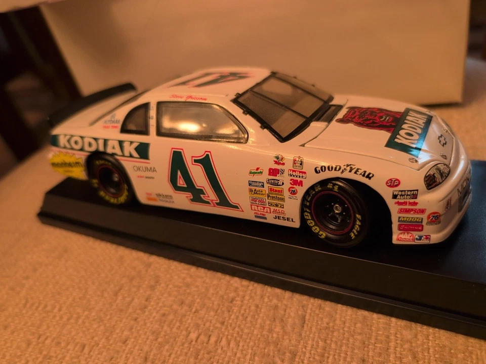1997 NASCAR #41 Steve Grissom Kodiak Chevy 1/24 Diecast By Rcca, Raro - Imagem 3 de 4