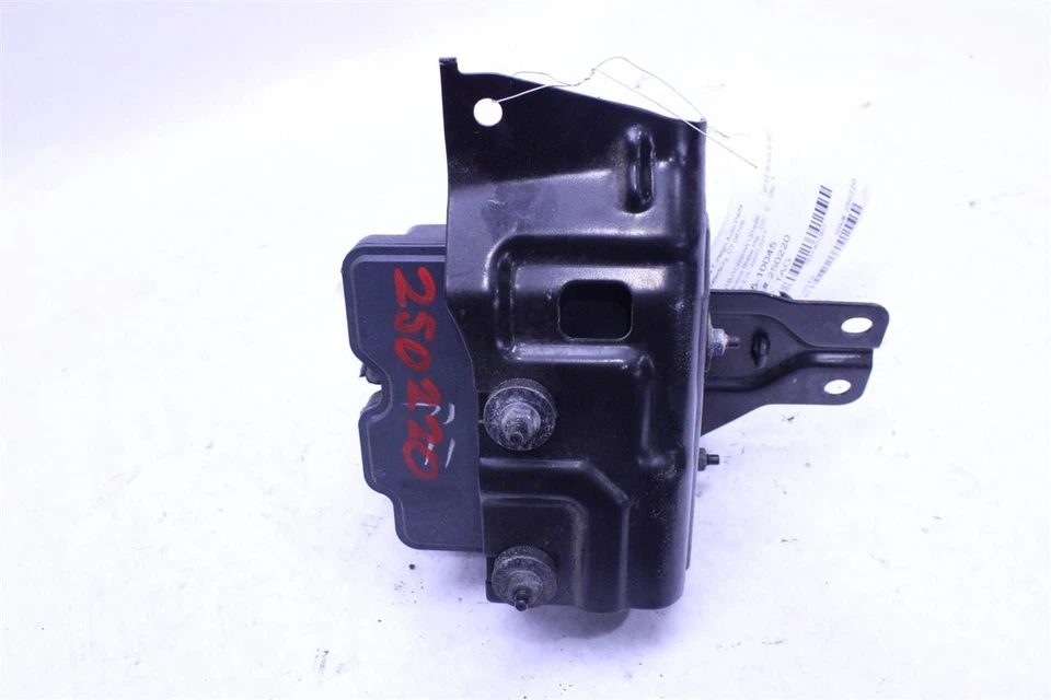 ABS ANTI-LOCK BRAKE PUMP Nissan Rogue Sport 2017 17 1401901 - Image 2 of 4