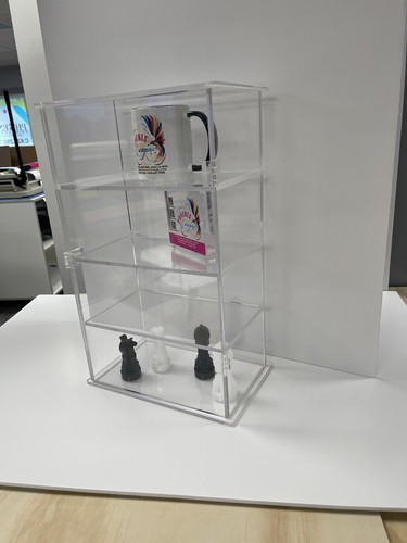 17.75" H X 11" W X 6.5" D Clear 1/4”thick Acrylic Countertop Collectible Case. - Picture 6 of 24