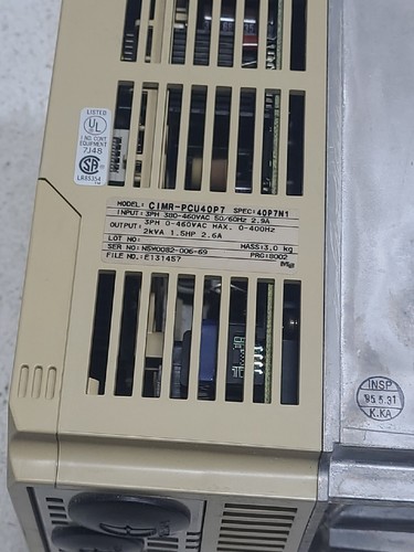 EMS PC3-40P7 / 606PC3 / CIMR-PCU40P7 / 3PH 380-460VAC 5-/60HZ 2.9A - Picture 5 of 9