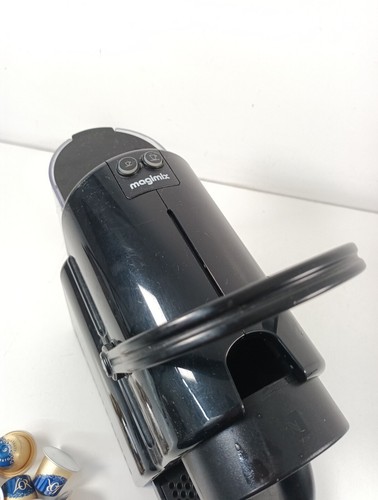 Nespresso Magimix Inissia M105 Schwarz Pod Kaffeemaschine (M105) & 10 Pods - Bild 5 von 7