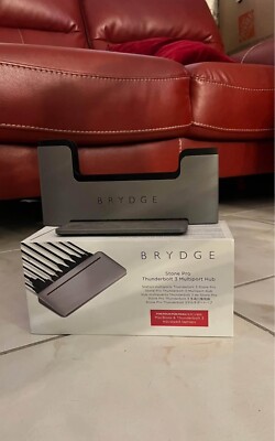 Brydge Stone Pro Thunderbolt 3 Dock & Brydge 15 Inch Macbook Vertical Dock
