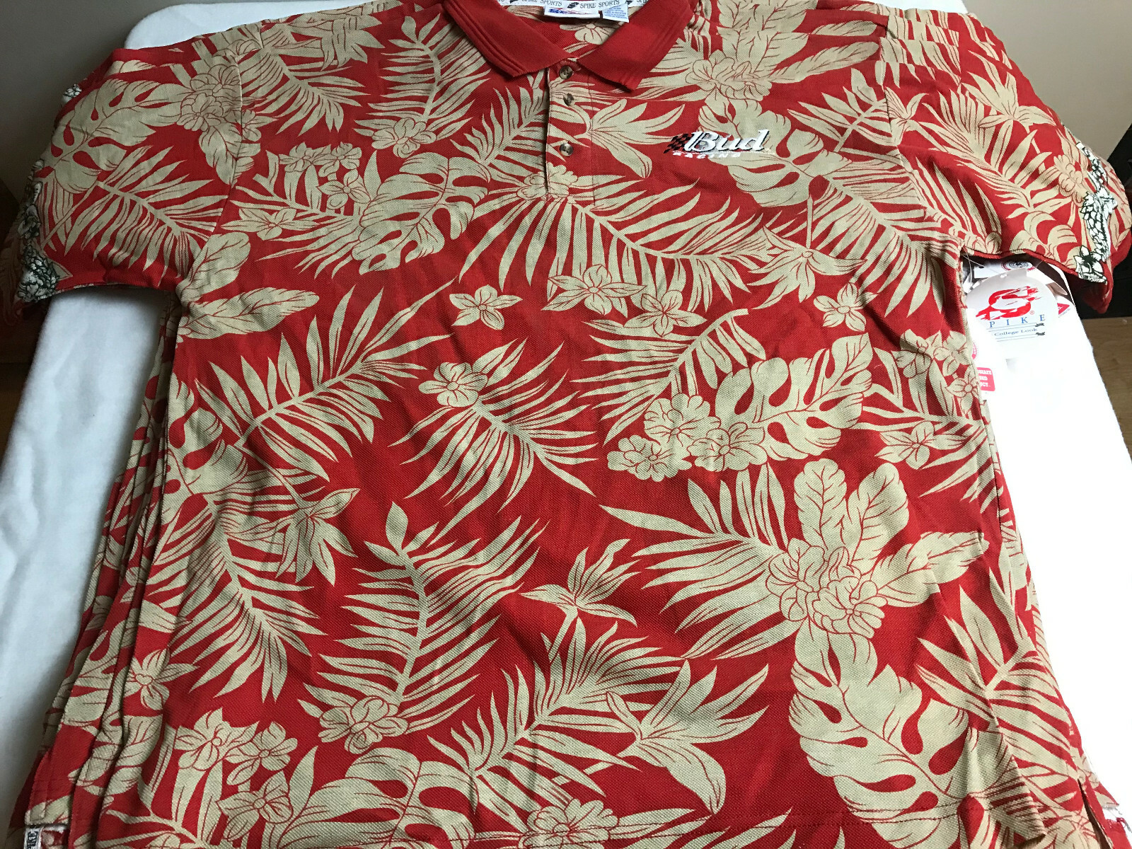 Picture 1 of 3
