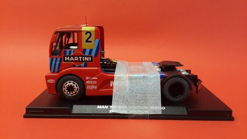Camión de carreras Flyslot 203307 Man Tr1400 Martini edición limitada 1/32 SCALEXTRIC - Imagen 8 de 10